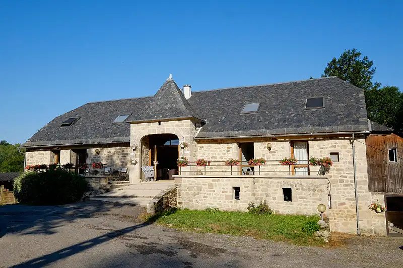 ferme équestre de mialaret Devanture Ferme equestre mialaret